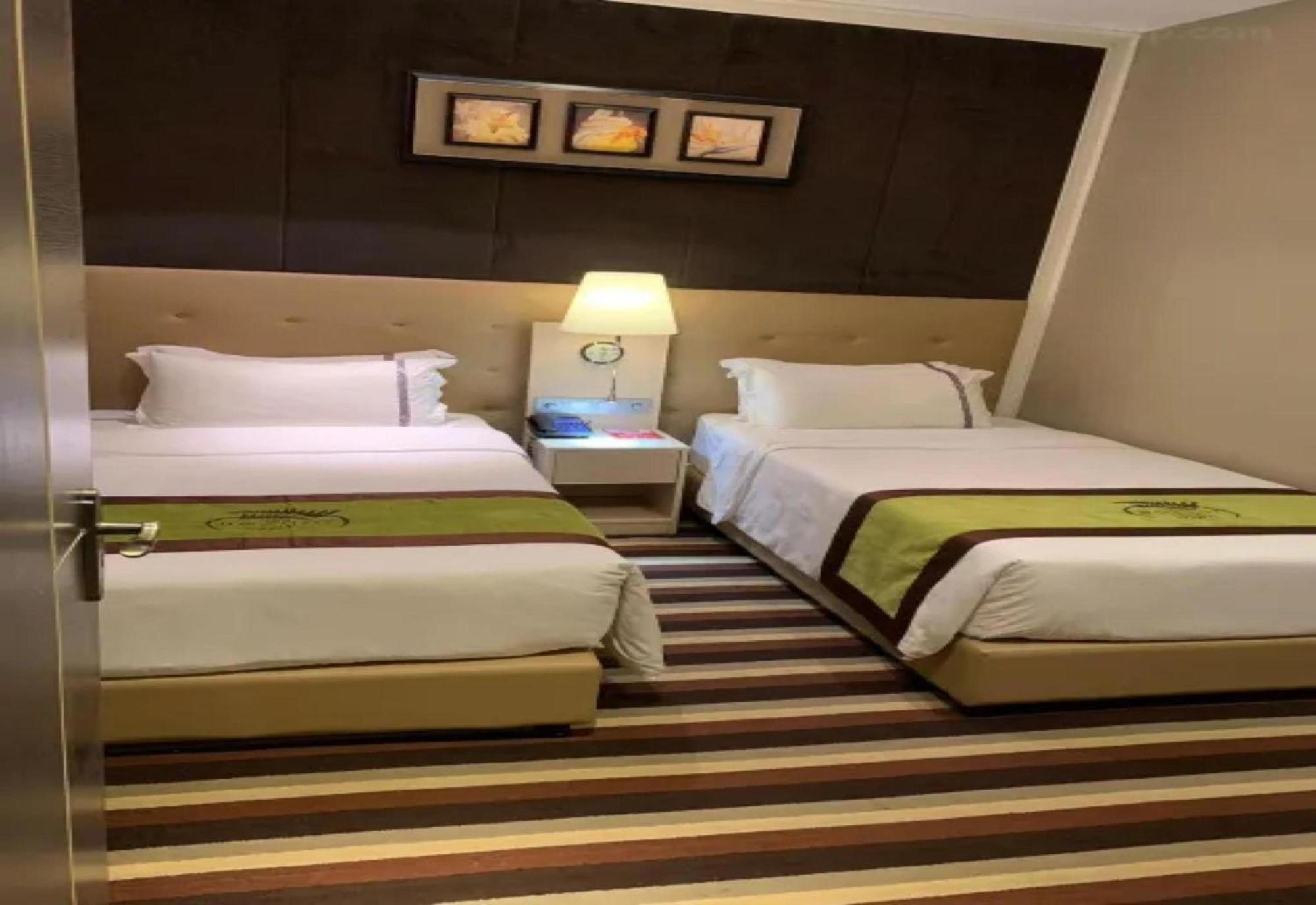 Capital O 75451 Podstel Hostel 曼谷 外观 照片